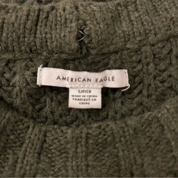 American Eagle Chunky Sweater Women’s Size Small Green Olive Oversized - Picture 3 of 6